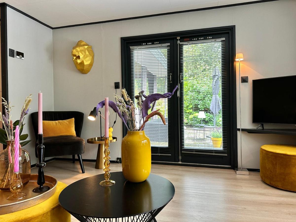 Gezellig Chalet Met 2 Slaapkamers Aan Bosrand Erm Kültér fotó